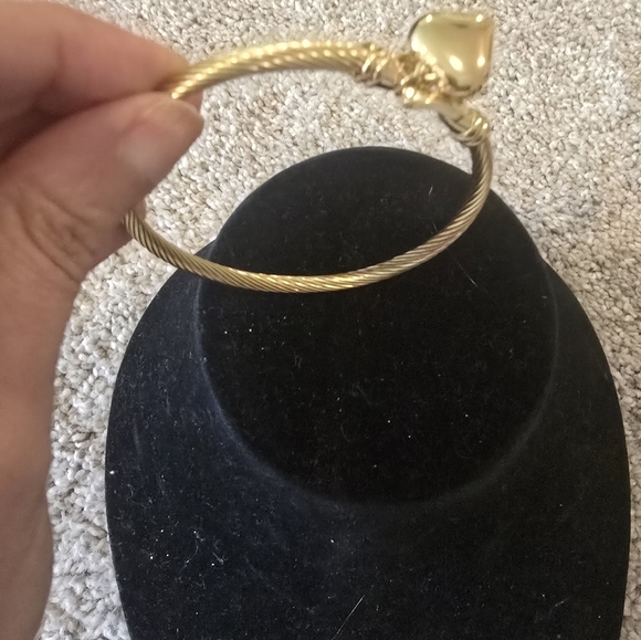 21kp Dubai Jewelry- Gold Heart Charm Bracelet - Picture 6 of 11